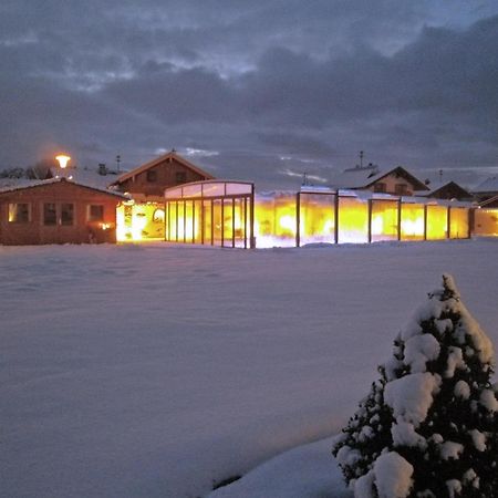Alluring Holiday Home In Ubersee With Whirlpool Zewnętrze zdjęcie