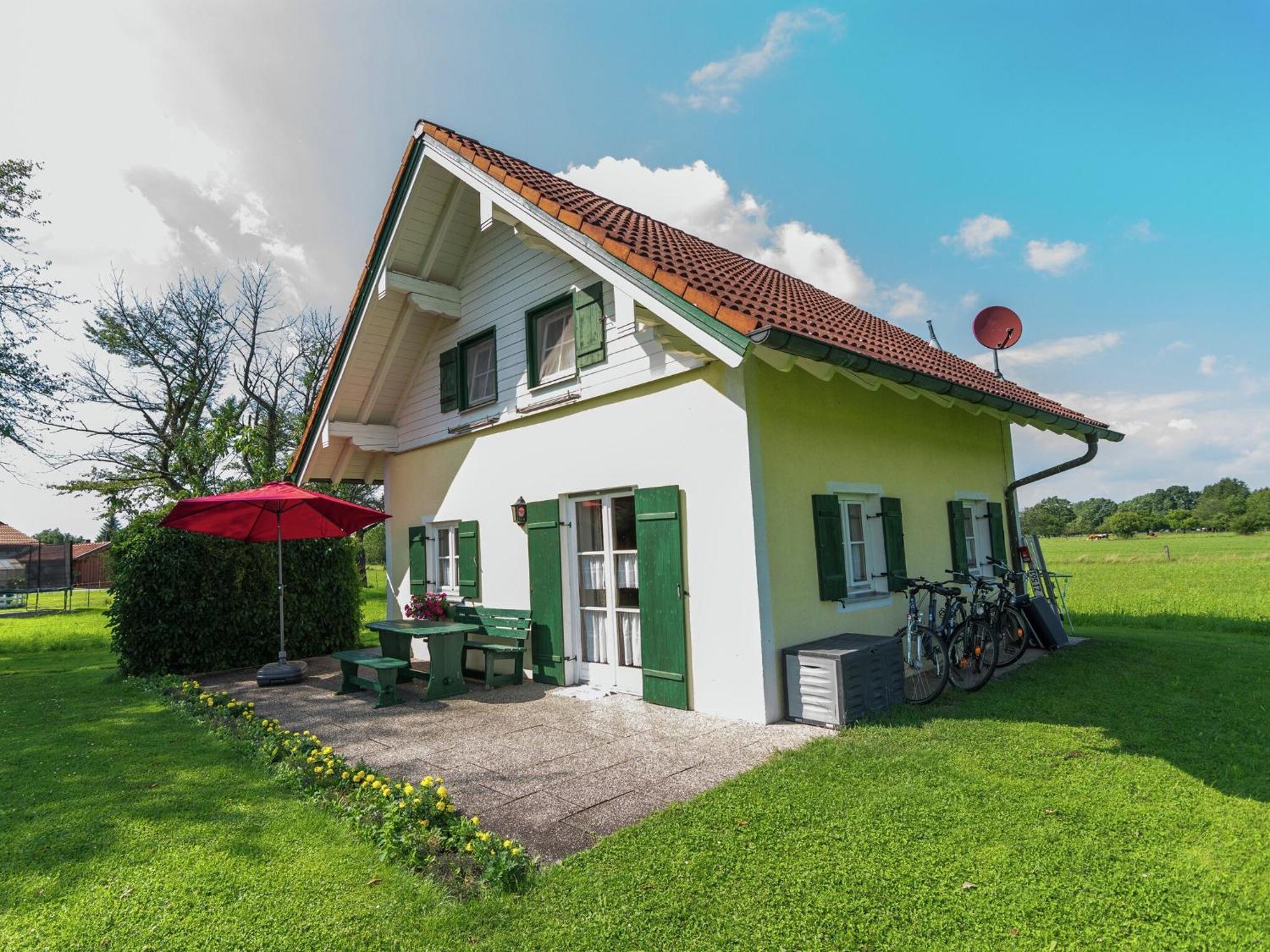 Alluring Holiday Home In Ubersee With Whirlpool Zewnętrze zdjęcie
