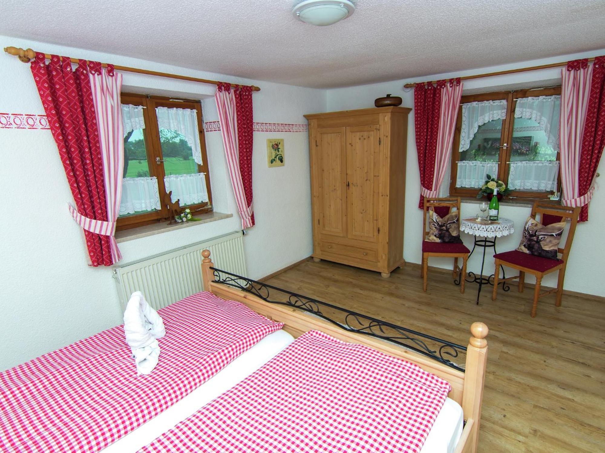 Alluring Holiday Home In Ubersee With Whirlpool Zewnętrze zdjęcie