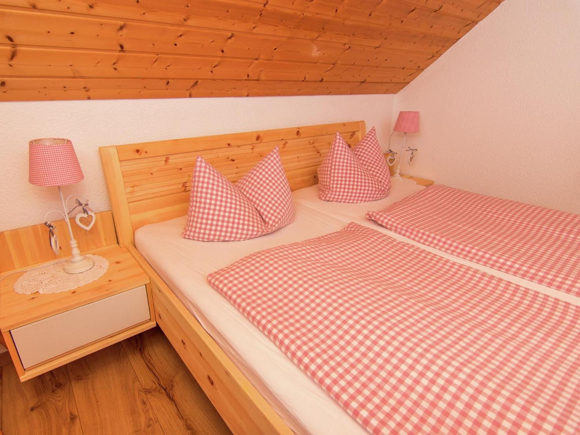 Alluring Holiday Home In Ubersee With Whirlpool Zewnętrze zdjęcie