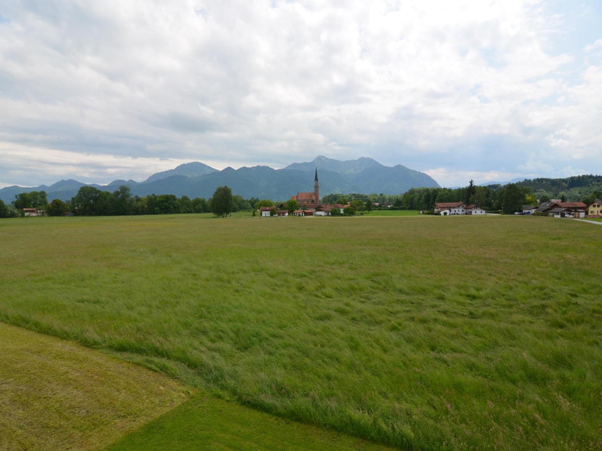 Alluring Holiday Home In Ubersee With Whirlpool Zewnętrze zdjęcie