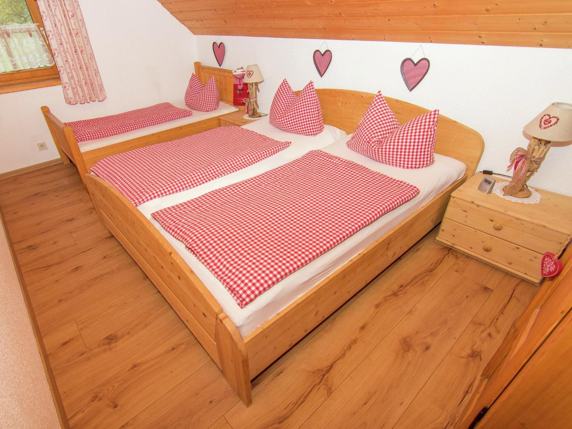 Alluring Holiday Home In Ubersee With Whirlpool Zewnętrze zdjęcie