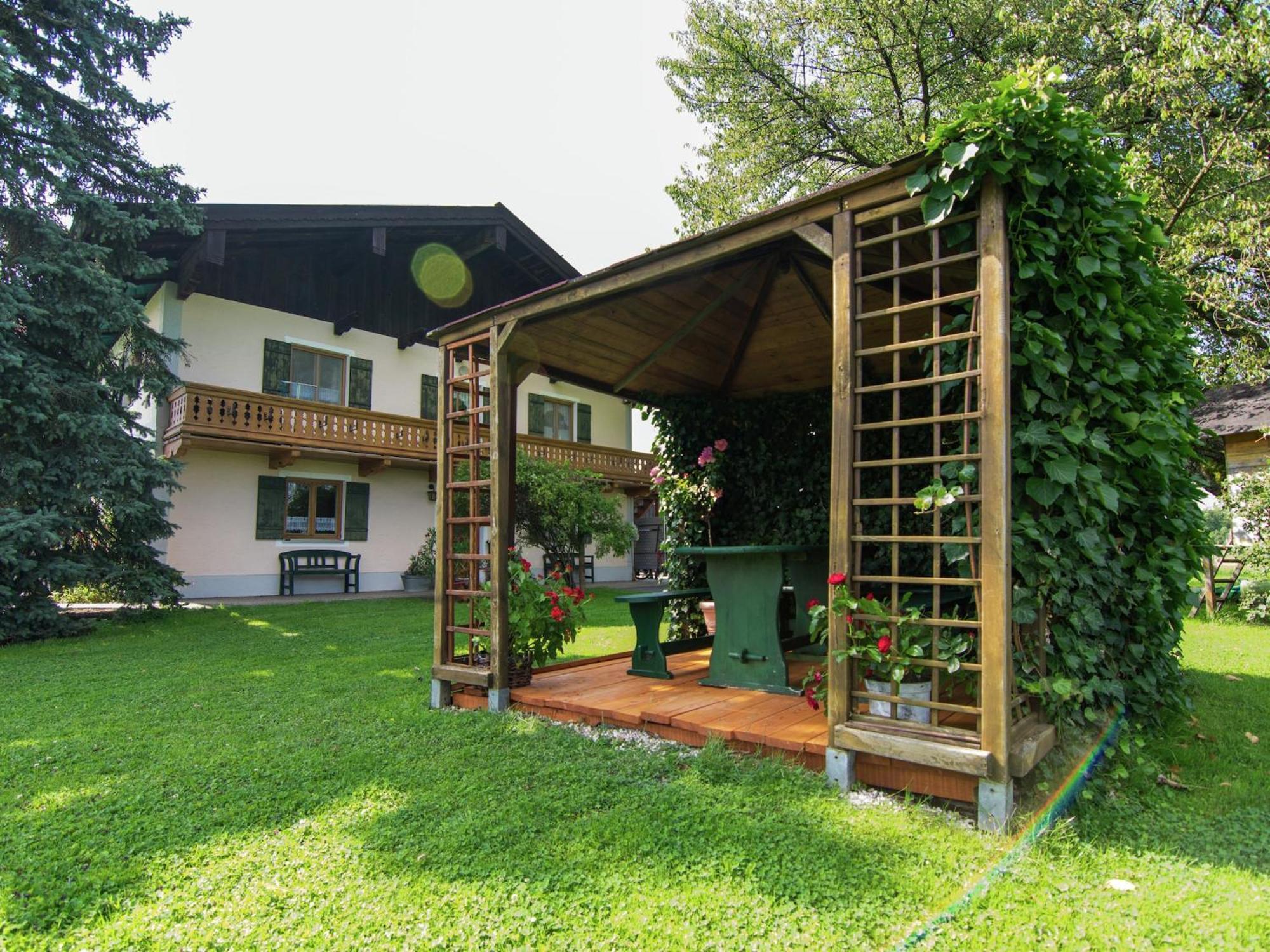 Alluring Holiday Home In Ubersee With Whirlpool Zewnętrze zdjęcie
