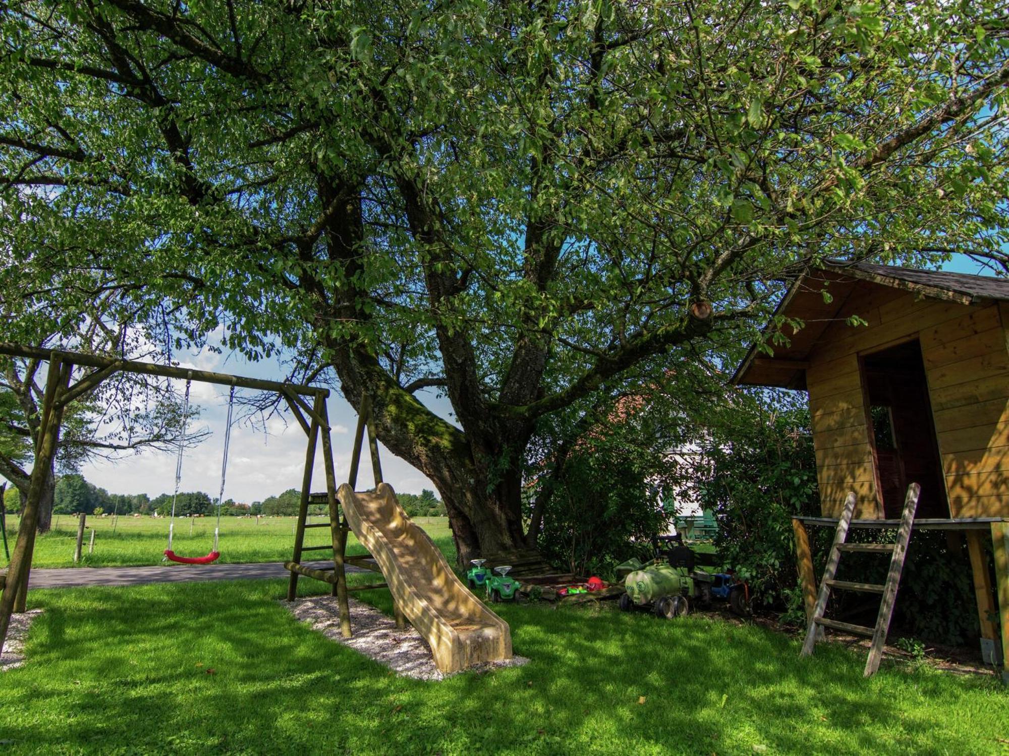 Alluring Holiday Home In Ubersee With Whirlpool Zewnętrze zdjęcie