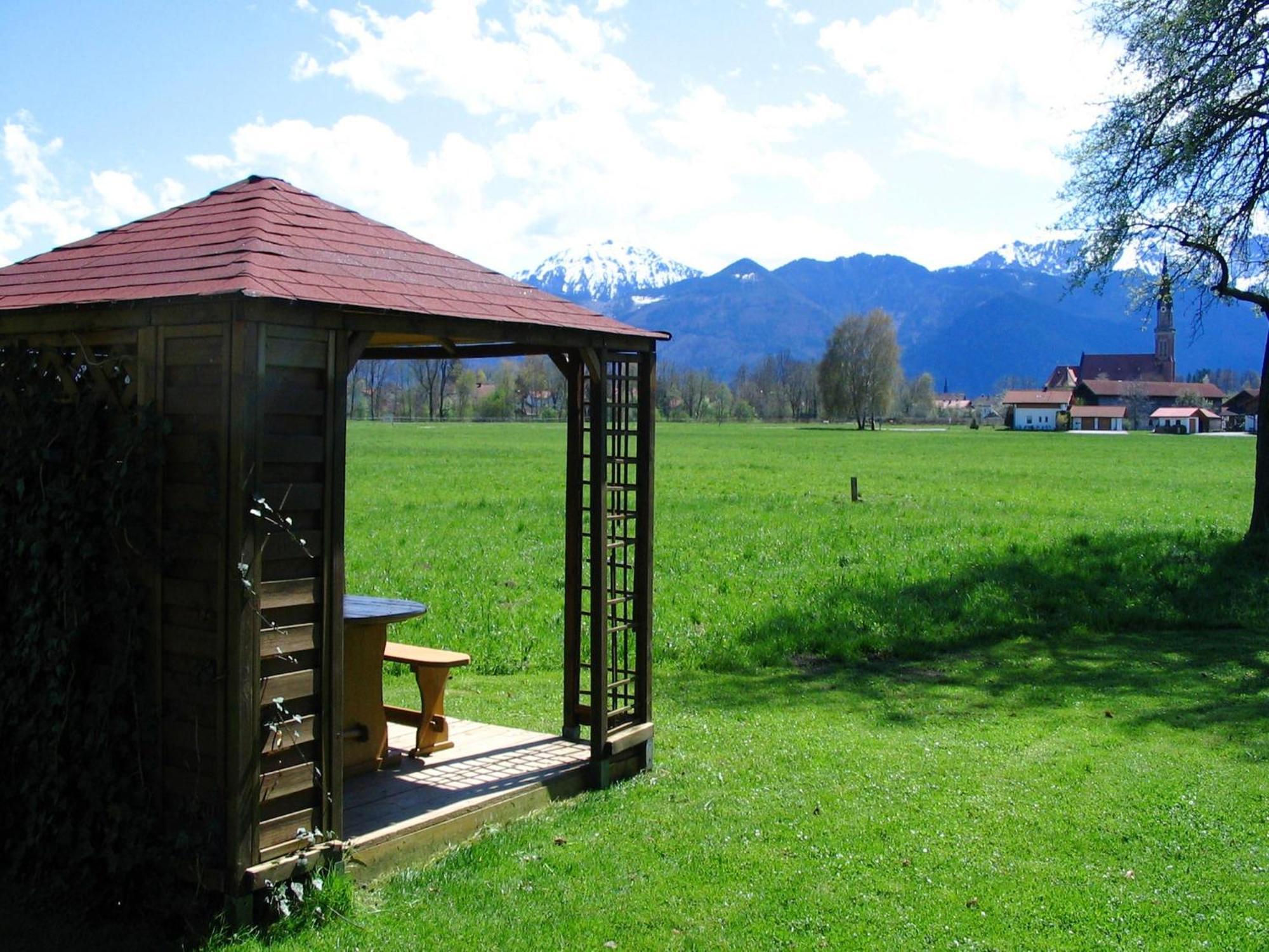 Alluring Holiday Home In Ubersee With Whirlpool Zewnętrze zdjęcie