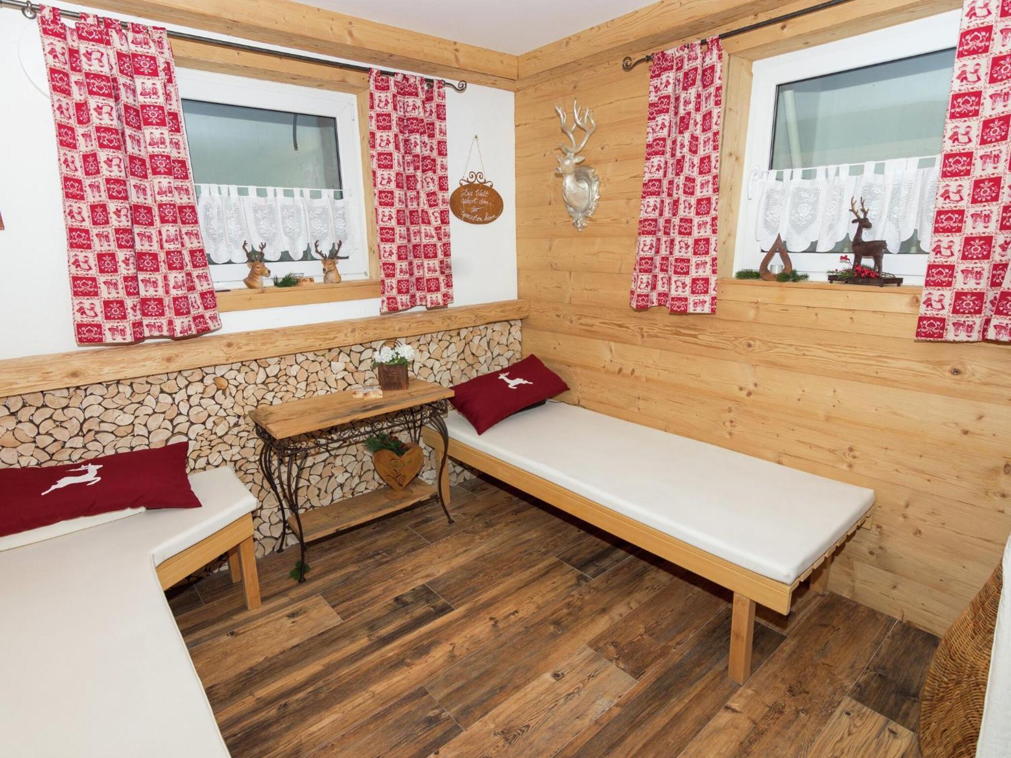 Alluring Holiday Home In Ubersee With Whirlpool Zewnętrze zdjęcie