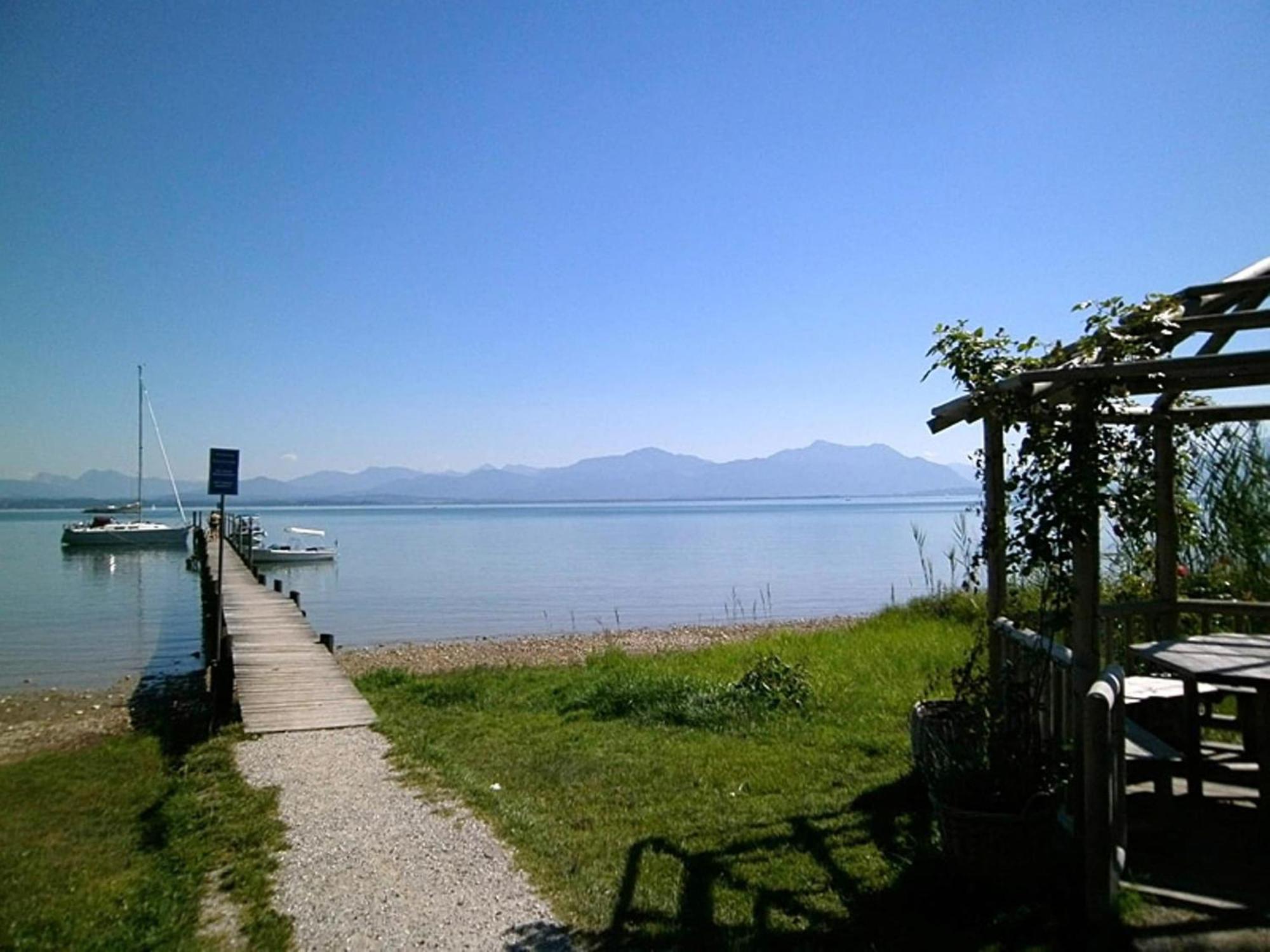 Alluring Holiday Home In Ubersee With Whirlpool Zewnętrze zdjęcie